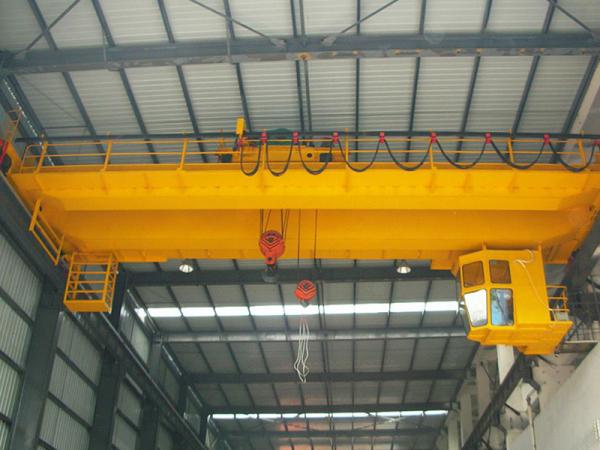 QB型防爆橋式起重機